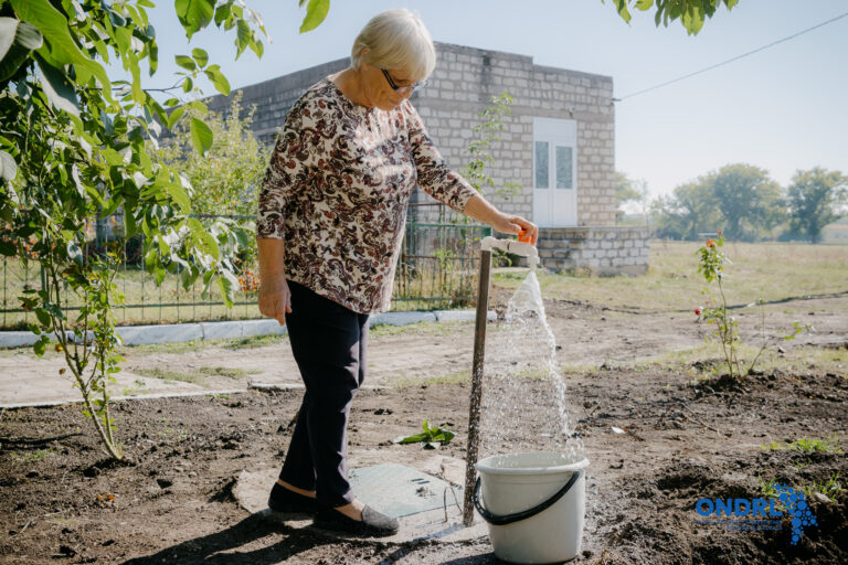 Rețea modernă de apeduct aduce apă potabilă locuitorilor din Moara de Piatră