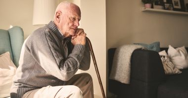 Persoane vârstnice din Republica Moldova, simbol al creșterii demografice și al provocărilor sociale.
