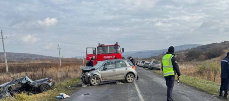 Mașină distrusă după un accident grav pe traseul R-25 între Lozova și Micleușeni
