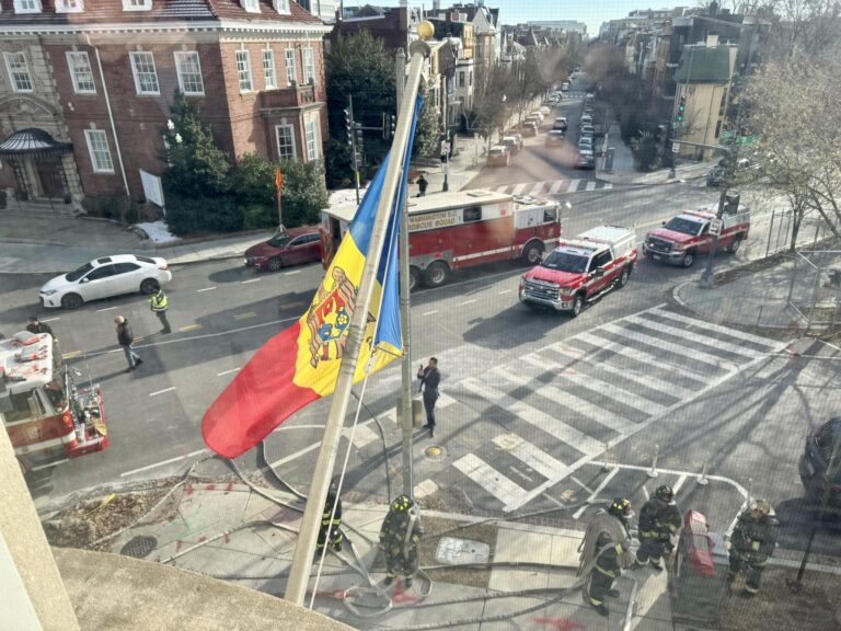 Anunț privind suspendarea temporară a serviciilor consulare ale Ambasadei RM în SUA.