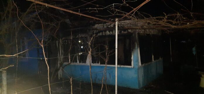 Intervenția pompierilor la un incendiu mortal într-o locuință din Lipcani