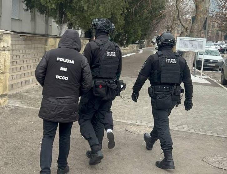 Oamenii legii documentează o schemă de migrație ilegală spre Uniunea Europeană