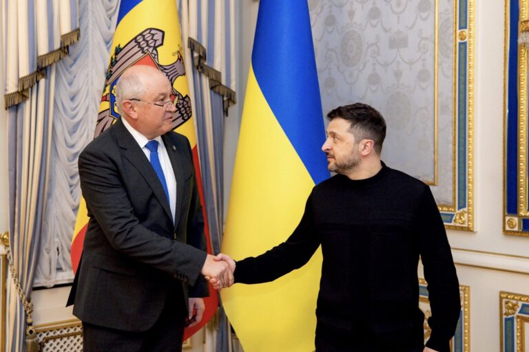 Prim-ministrul Alexandru Munteanu și Președintele Ucrainei, Volodymyr Zelenskyy, s-au întâlnit la Kyiv