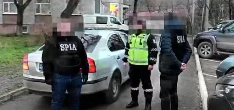 Doi angajați ai INSP sunt cercetați penal pentru fals și corupție