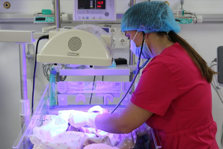 Cinci bebeluși – trei băieți și două fete – s-au născut pe 8 martie la maternitatea Spitalului Clinic Bălți.